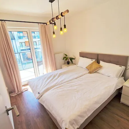 Zlote Wydmy - Plazowa Park * Międzywodzie