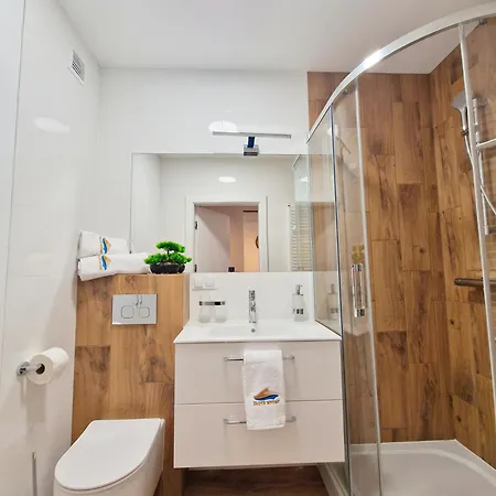 Zlote Wydmy - Plazowa Park Apartment